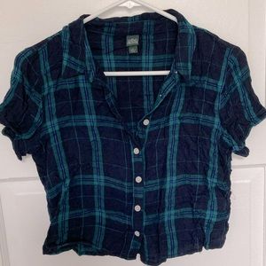Wild Fable Cropped Button Up